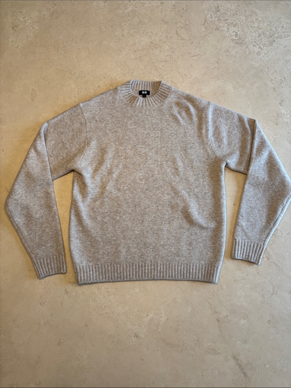 Uniqlo Men's Crewneck Sweater - Light Gray. Size S